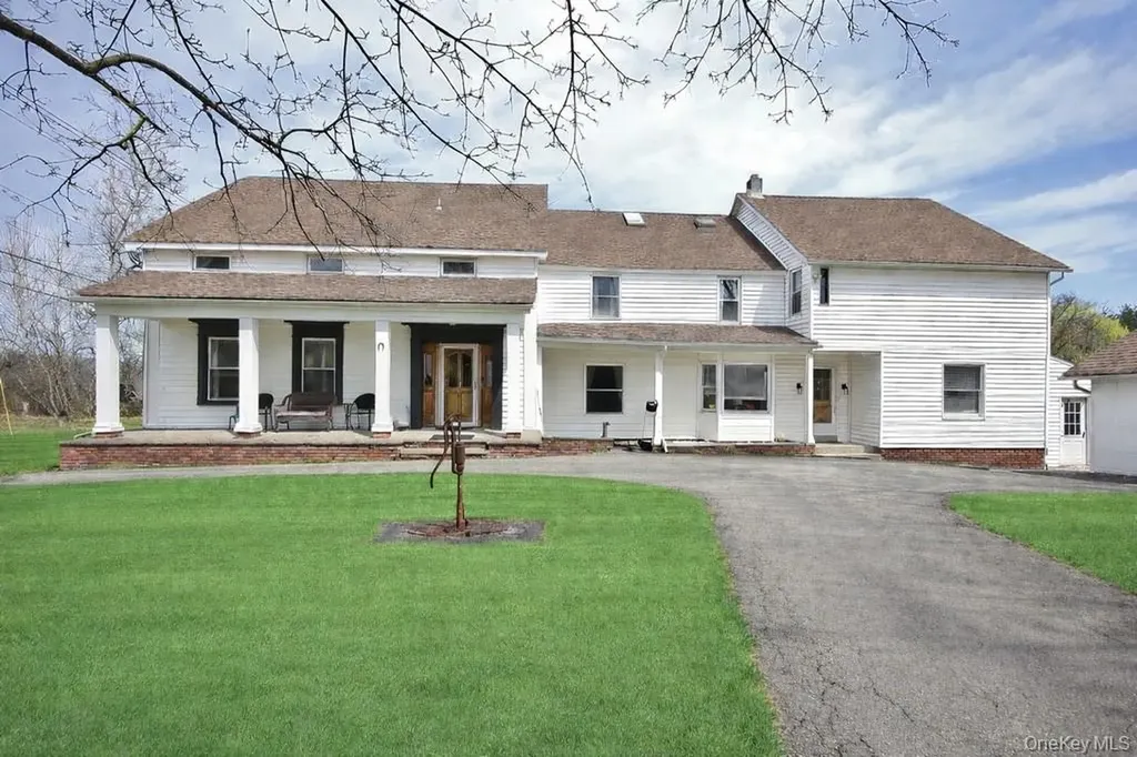 487 Black Meadow Road Chester NY 10918