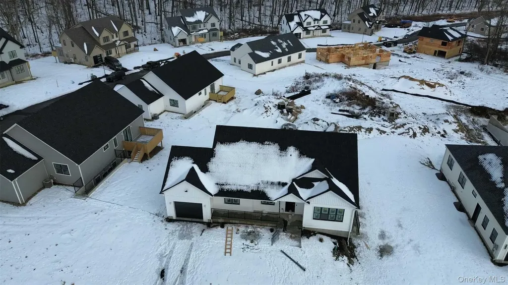 37 Southfield Falls Monroe NY 10950
