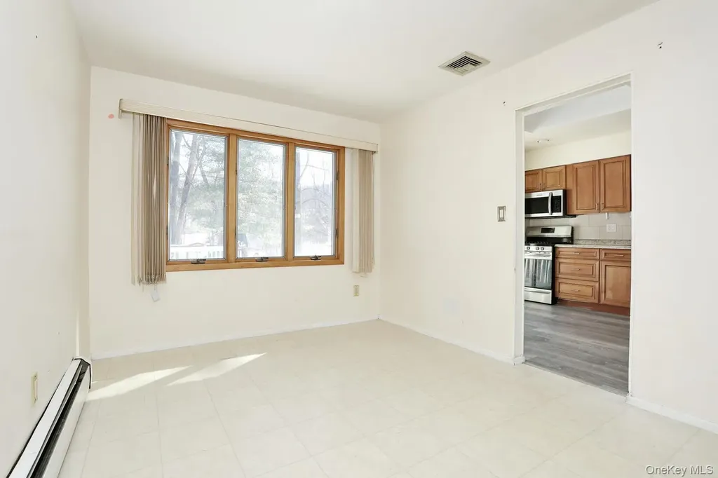 30 Bridle Road Spring Valley NY 10977