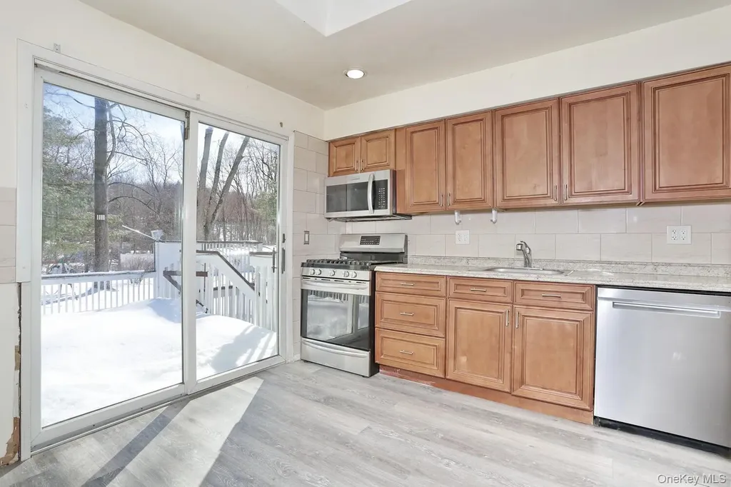30 Bridle Road Spring Valley NY 10977