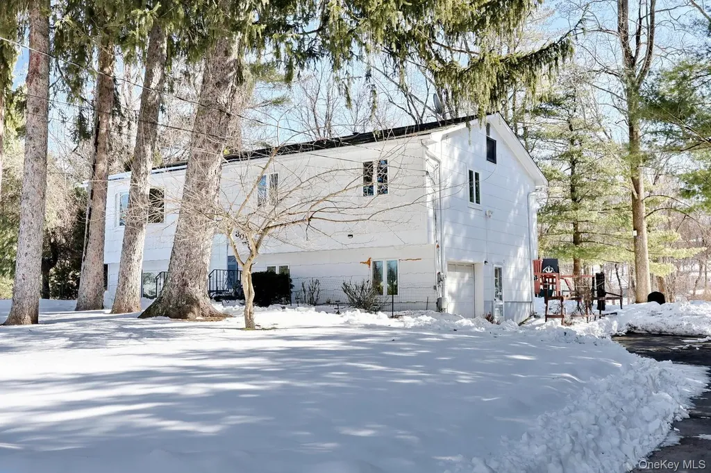 30 Bridle Road Spring Valley NY 10977