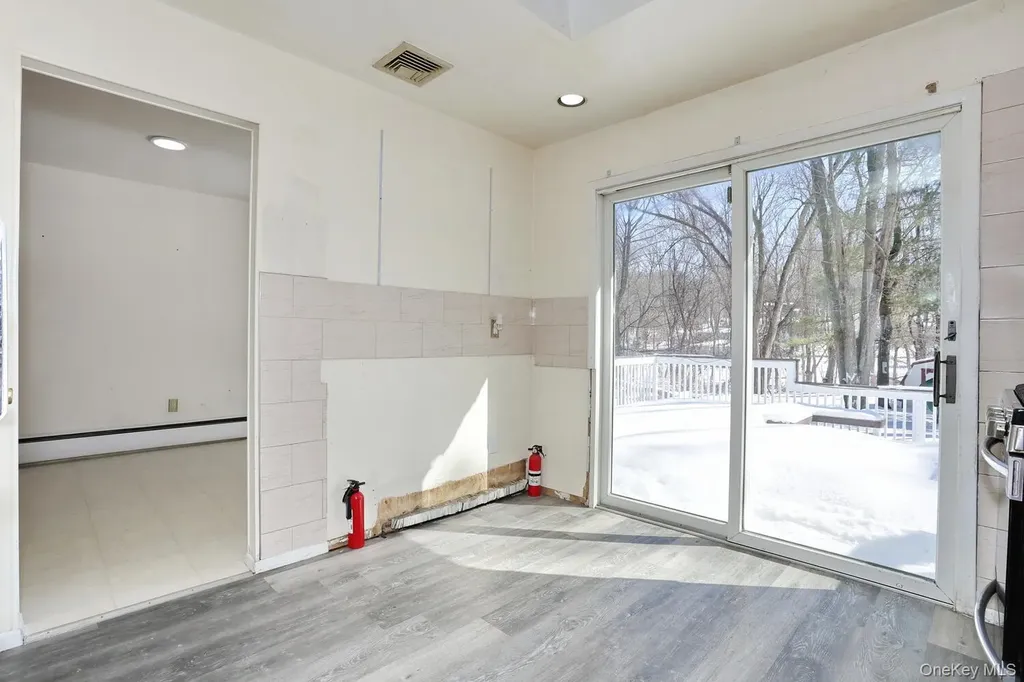 30 Bridle Road Spring Valley NY 10977
