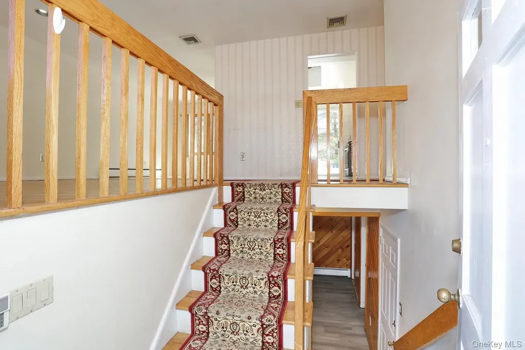 30 Bridle Road Spring Valley NY 10977
