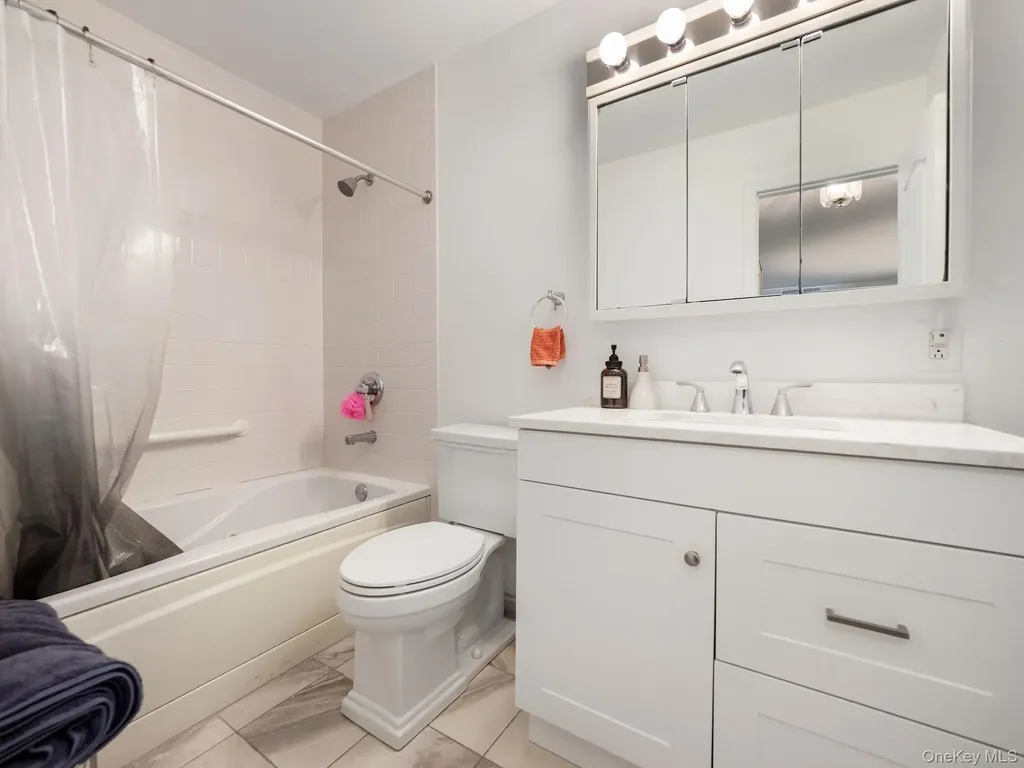 2 Windsor Circle New City NY 10956