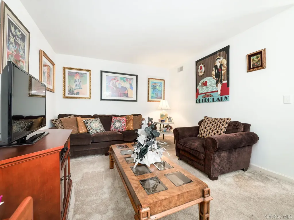 2 Windsor Circle New City NY 10956