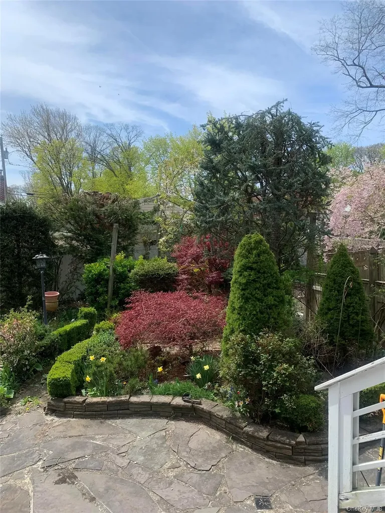 50 Atlantic Avenue East Islip NY 11730