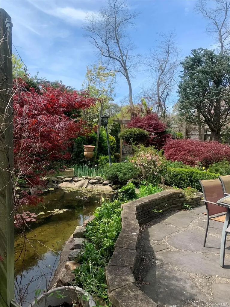 50 Atlantic Avenue East Islip NY 11730