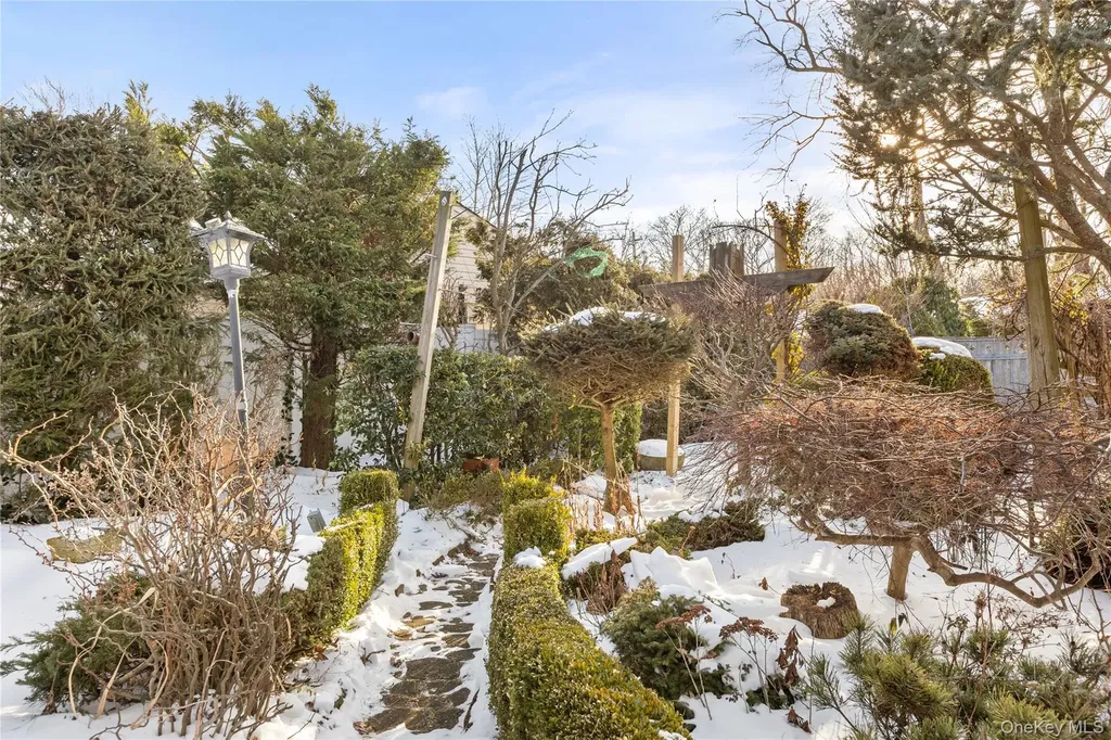 50 Atlantic Avenue East Islip NY 11730