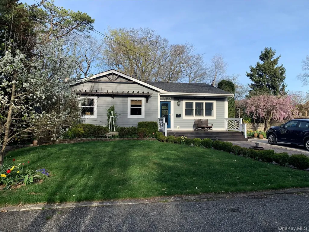 50 Atlantic Avenue East Islip NY 11730