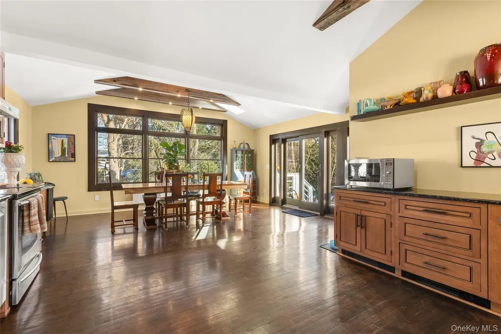 50 Atlantic Avenue East Islip NY 11730