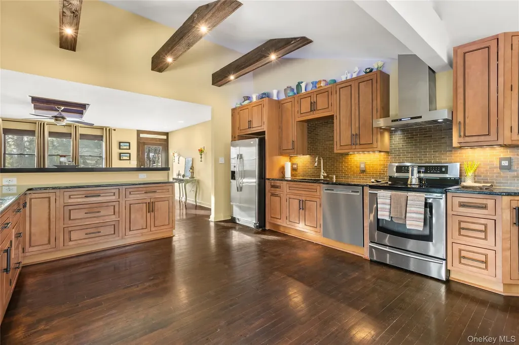 50 Atlantic Avenue East Islip NY 11730