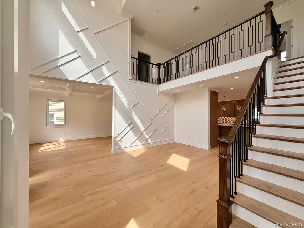 53 Blackbird Lane Levittown NY 11756