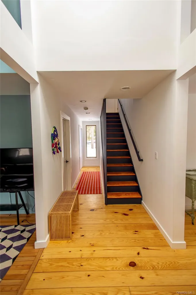 37 Williams Road Red Hook NY 12571