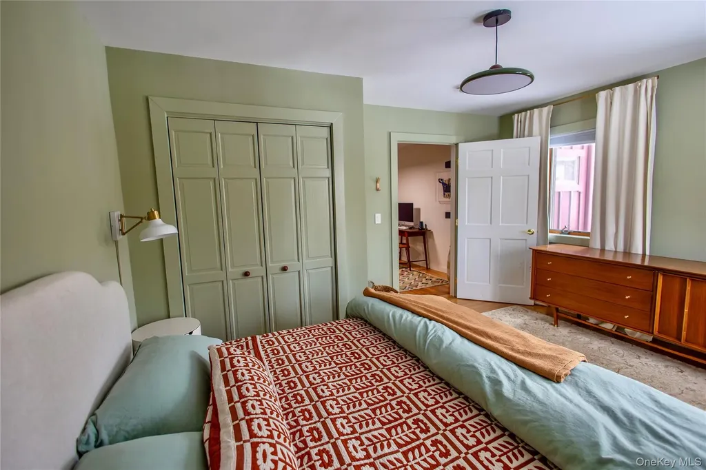37 Williams Road Red Hook NY 12571