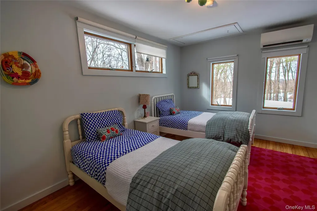 37 Williams Road Red Hook NY 12571