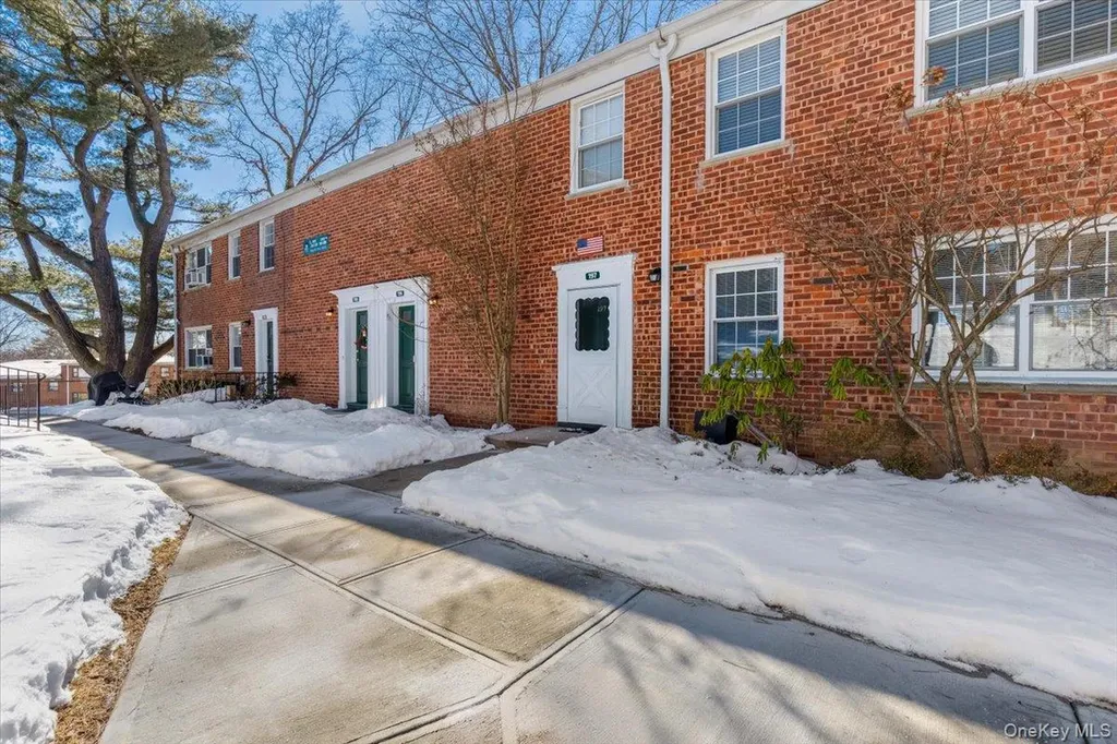 21 Fieldstone Drive Hartsdale NY 10530