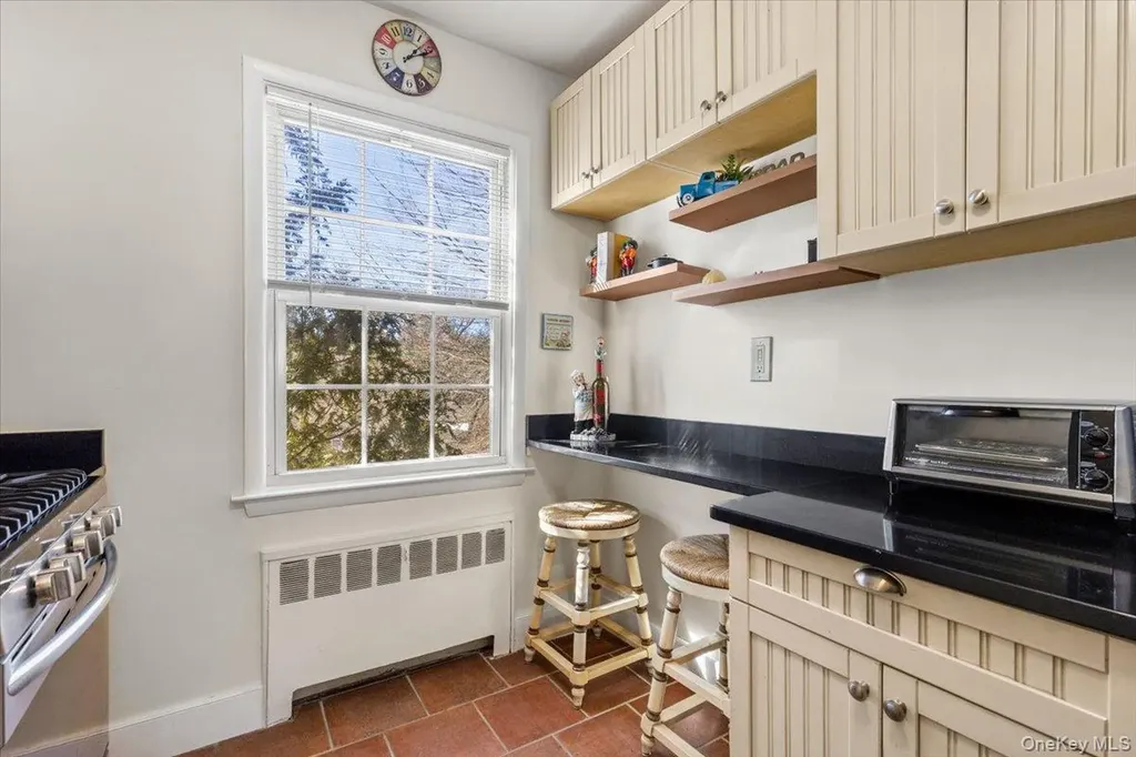 21 Fieldstone Drive Hartsdale NY 10530