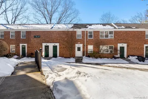21 Fieldstone Drive Hartsdale NY 10530