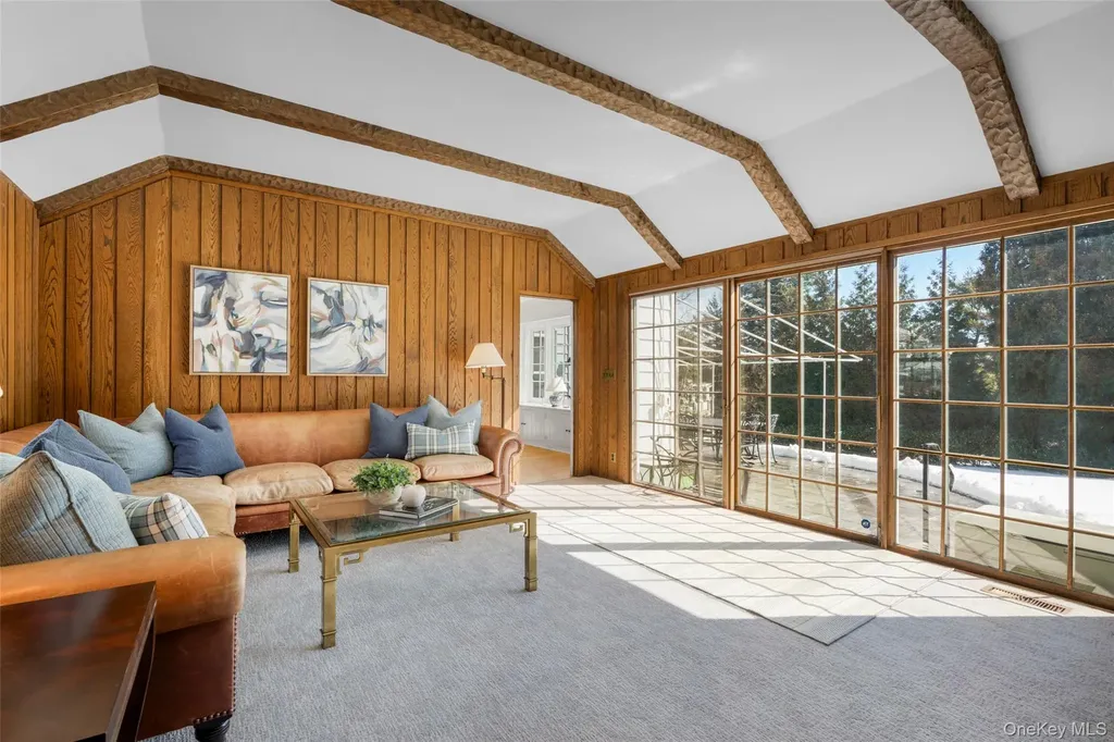 35 Byron Lane Larchmont NY 10538