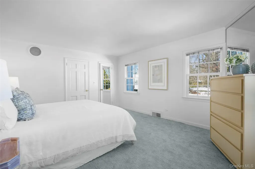 35 Byron Lane Larchmont NY 10538