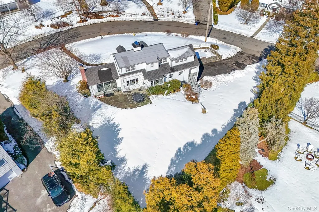 35 Byron Lane Larchmont NY 10538