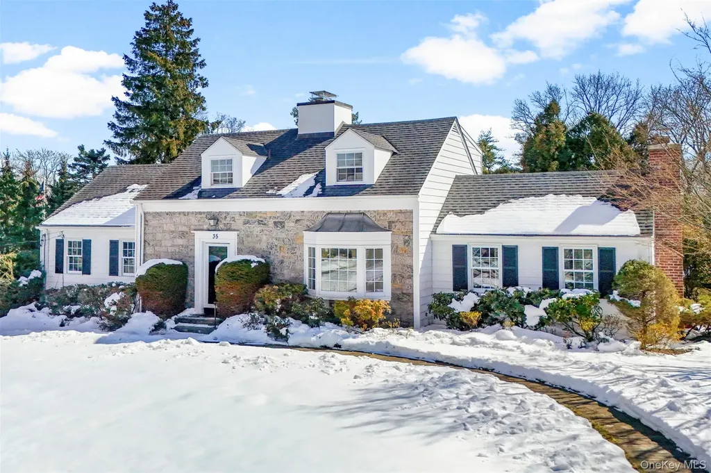 35 Byron Lane Larchmont NY 10538