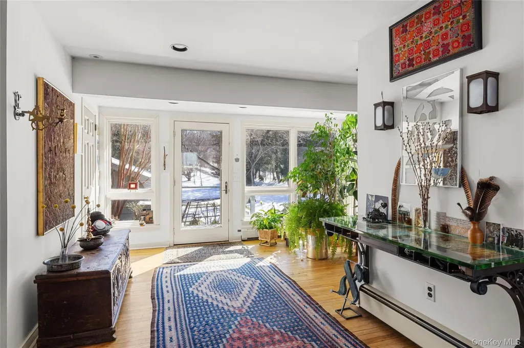 5 Shore Drive Setauket NY 11733