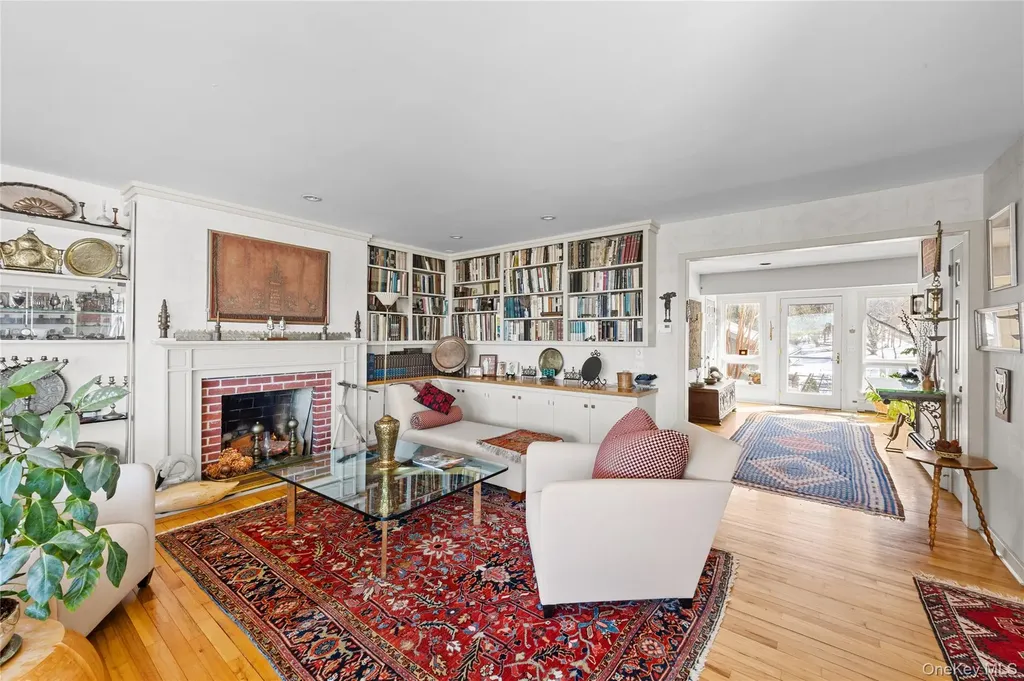 5 Shore Drive Setauket NY 11733
