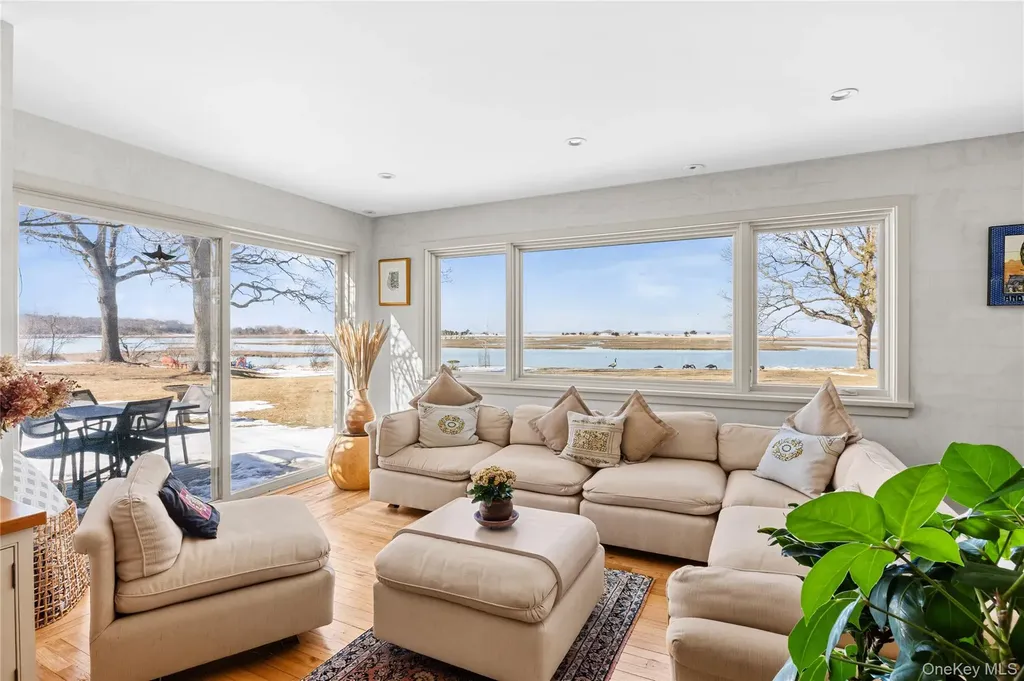 5 Shore Drive Setauket NY 11733