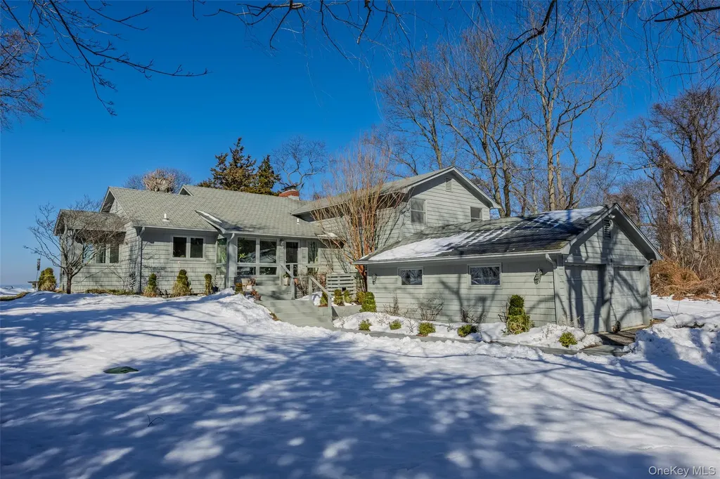 5 Shore Drive Setauket NY 11733