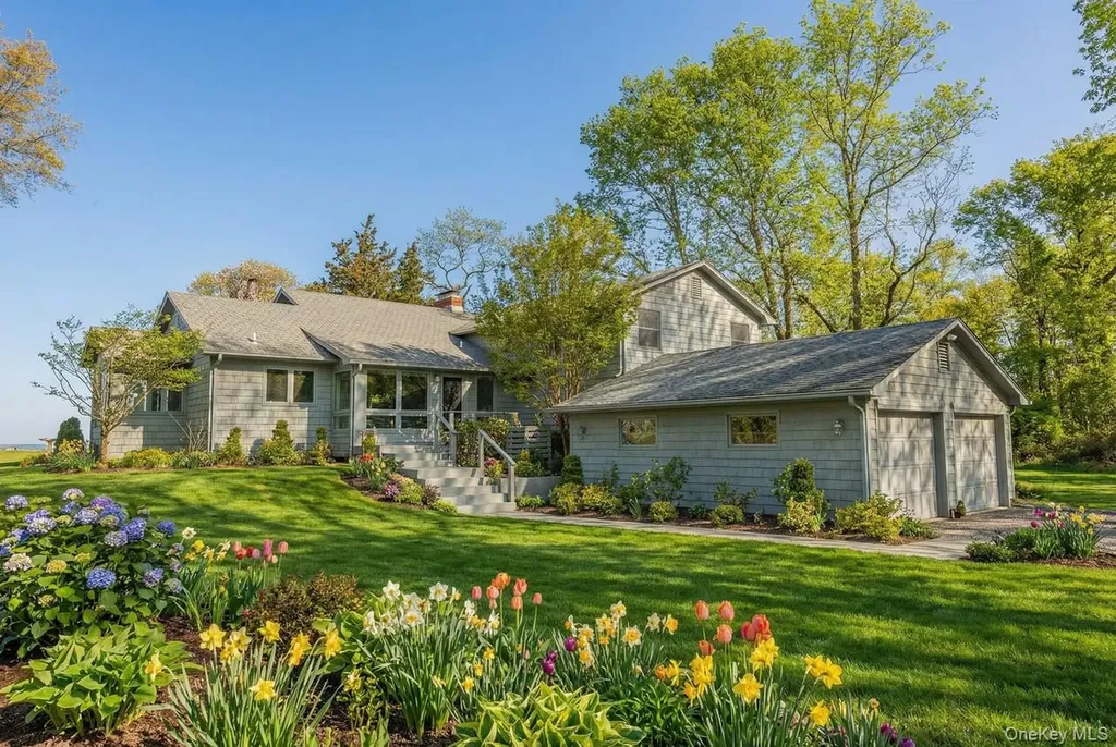 5 Shore Drive Setauket NY 11733