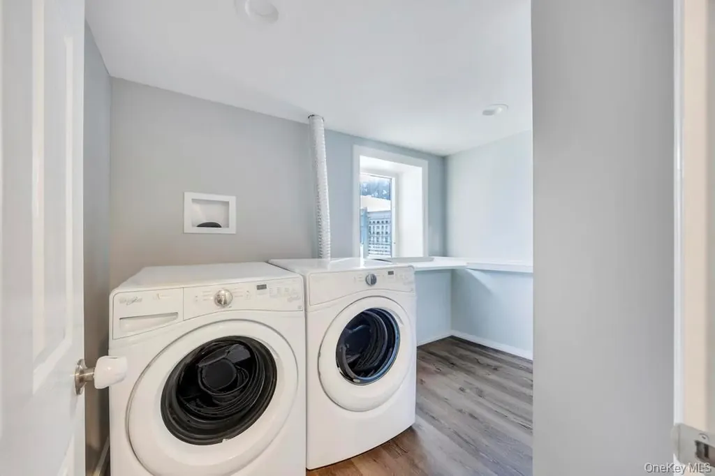 24 New Lane Selden NY 11784