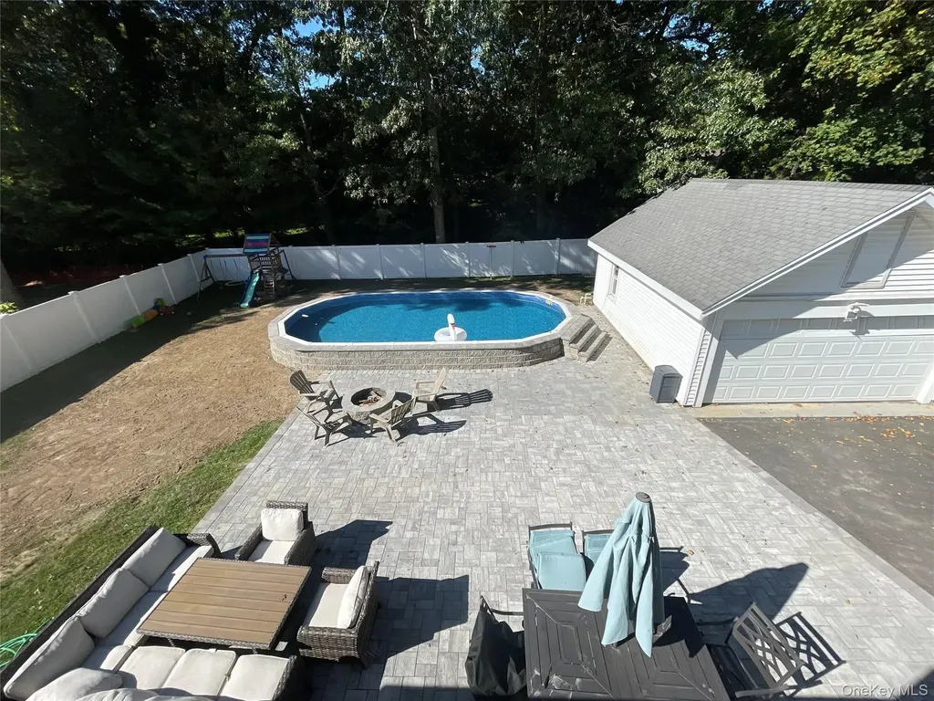 24 New Lane Selden NY 11784