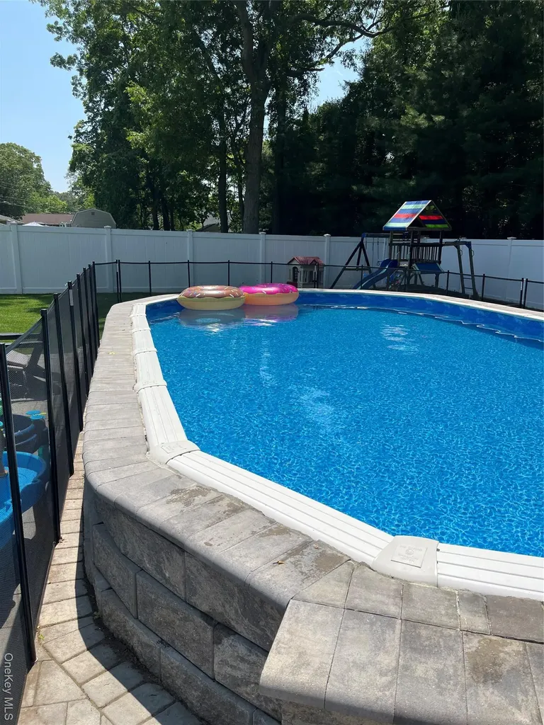 24 New Lane Selden NY 11784