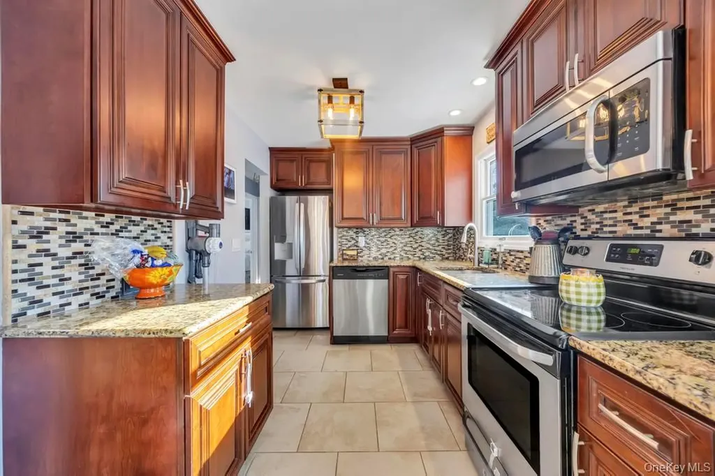 24 New Lane Selden NY 11784