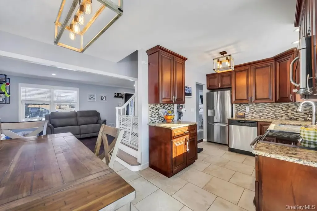 24 New Lane Selden NY 11784