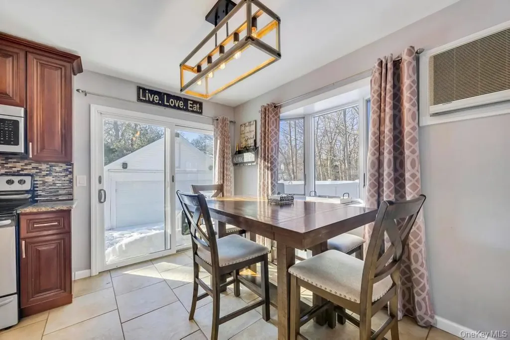 24 New Lane Selden NY 11784