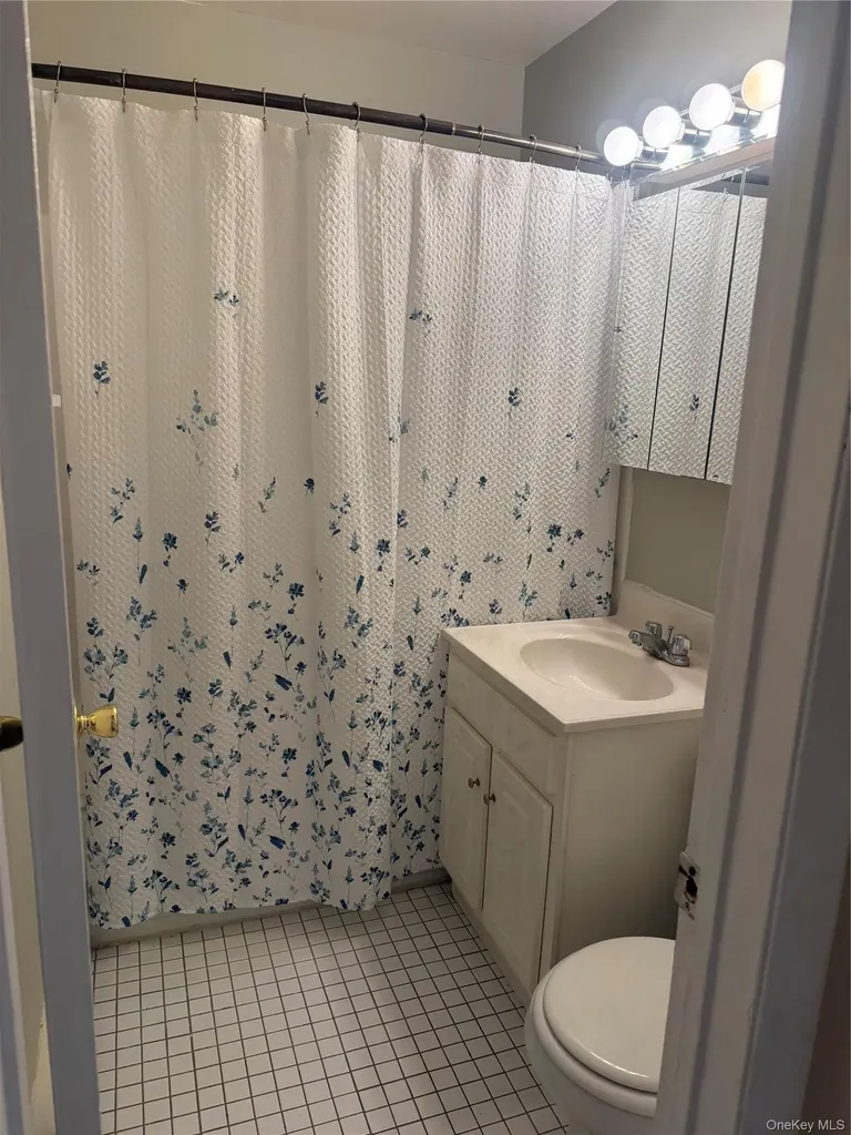 12 Charles Lane Pomona NY 10970