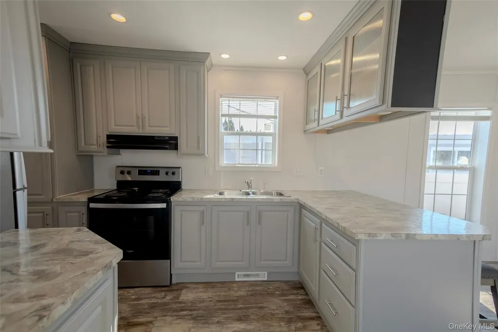 150 Main Street Islip NY 11751
