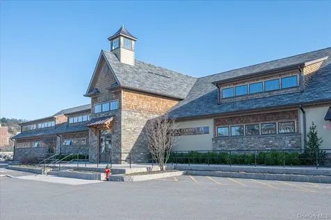 127 W Main Street Tarrytown NY 10591