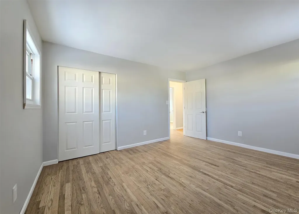 19 University Drive Ronkonkoma NY 11779
