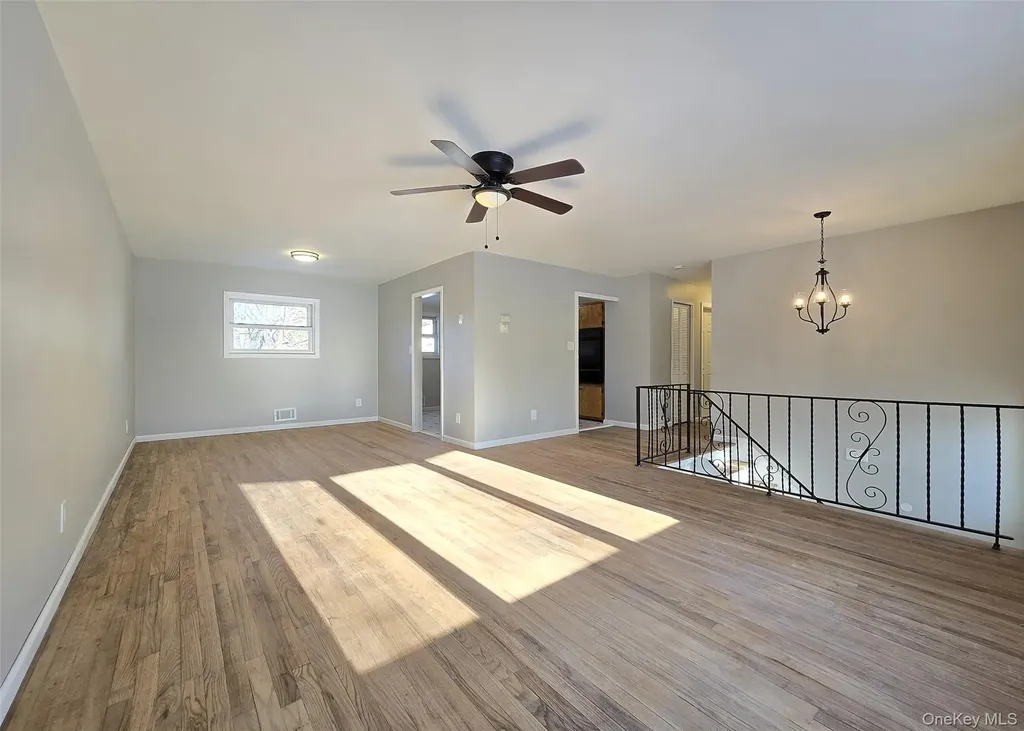 19 University Drive Ronkonkoma NY 11779