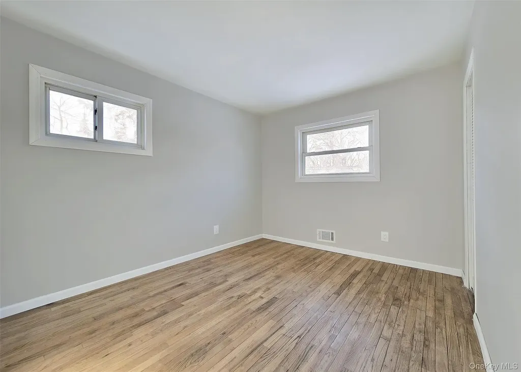 19 University Drive Ronkonkoma NY 11779