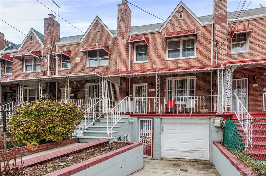 3304 Bouck Avenue Bronx NY 10469