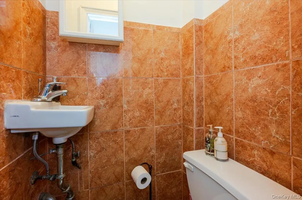 3304 Bouck Avenue Bronx NY 10469