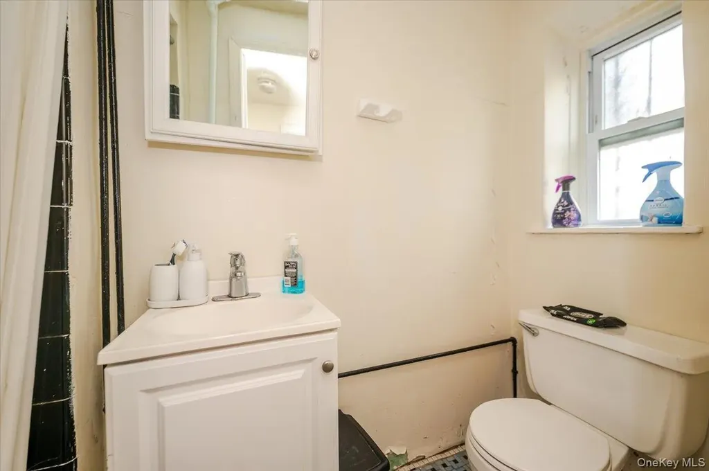 3304 Bouck Avenue Bronx NY 10469