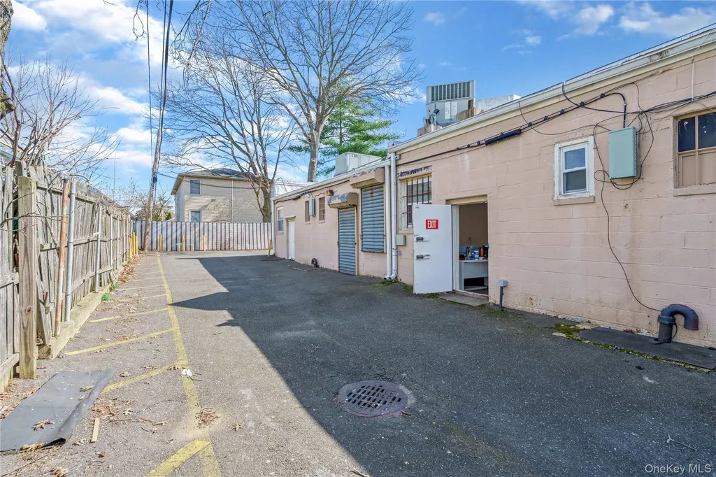 431 Hempstead Avenue West Hempstead NY 11552