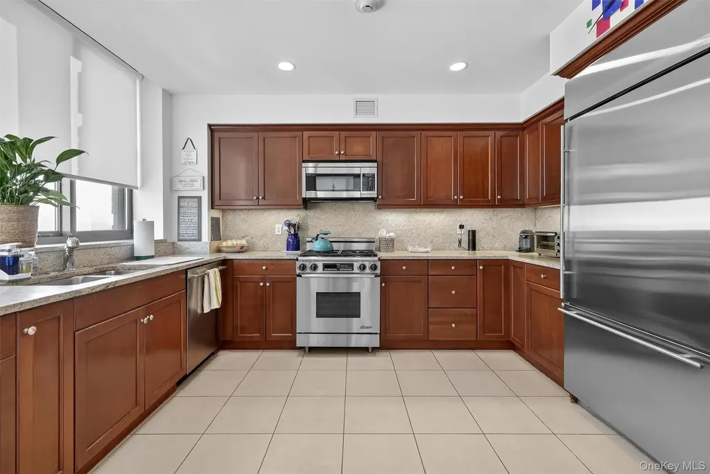 10 City Place White Plains NY 10601