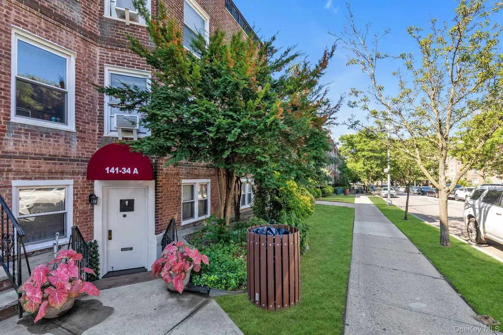 141-34 79th Avenue Flushing NY 11367
