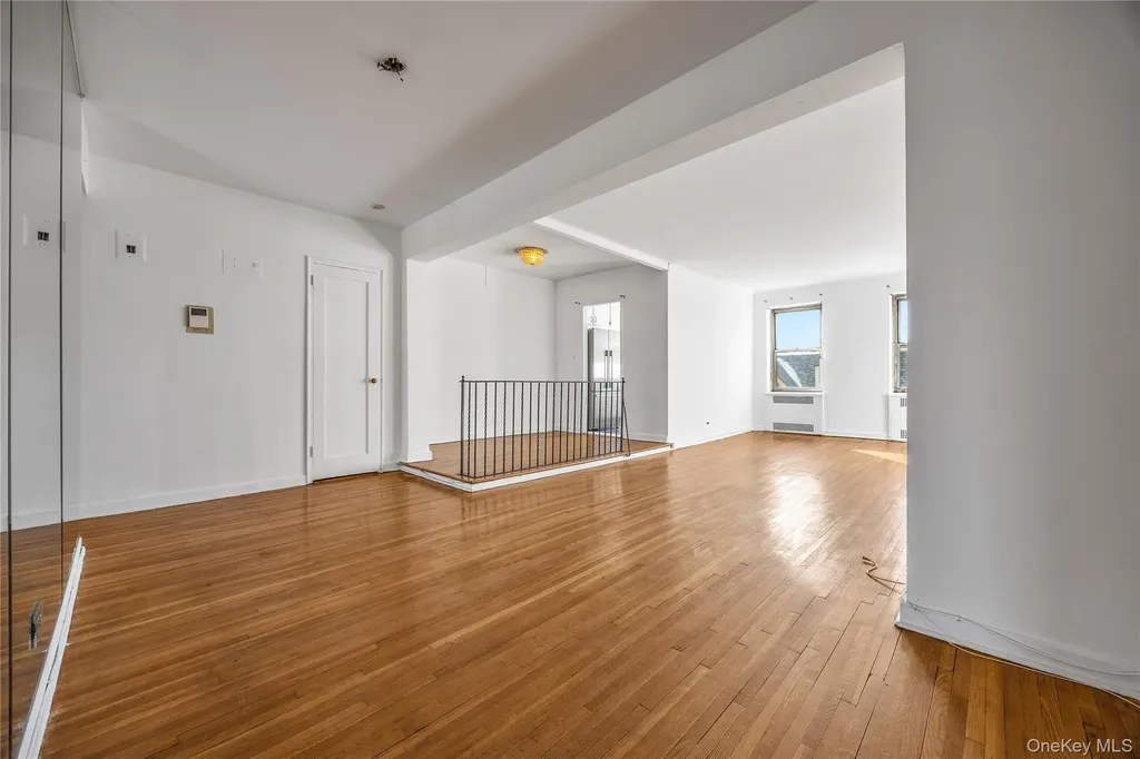 34-41 85th Street Jackson Heights NY 11372